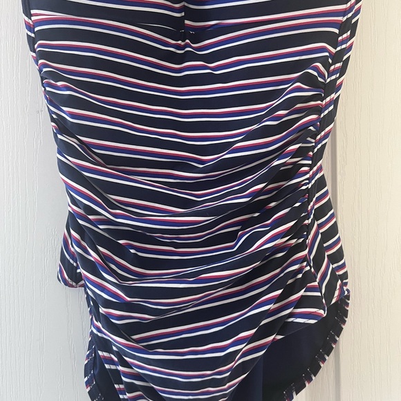 Niptuck Swim navy blue & red one piece with adjustable straps & padding. Size 6 - Picture 6 of 16